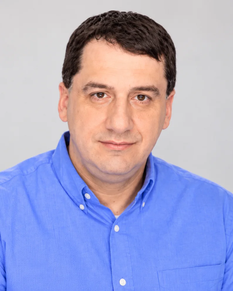 Portrait of Stan Popovich, author of A Layman's Guide to Managing Fear